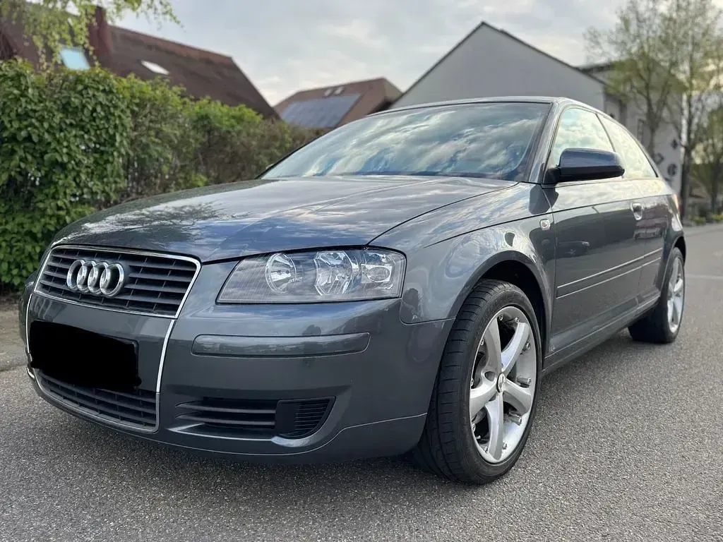Używany Audi A3 Attraction 102 KM (75 kW) 2003 Szary Hatchback