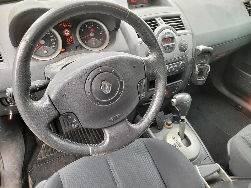 Gebraucht Renault Mégane II 135 PS (99 kW) 2003 Schwarz Limousine