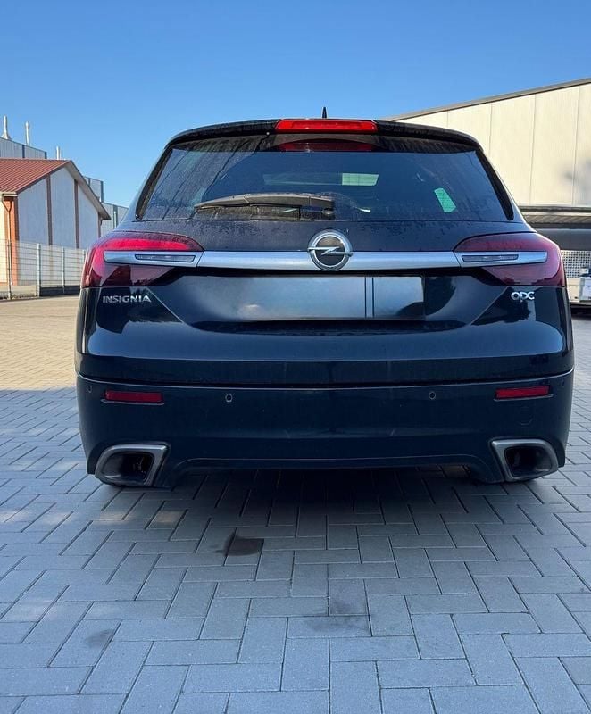 Gebraucht Opel Insignia OPC 325 PS (239 kW) 2015 Schwarz Kombi