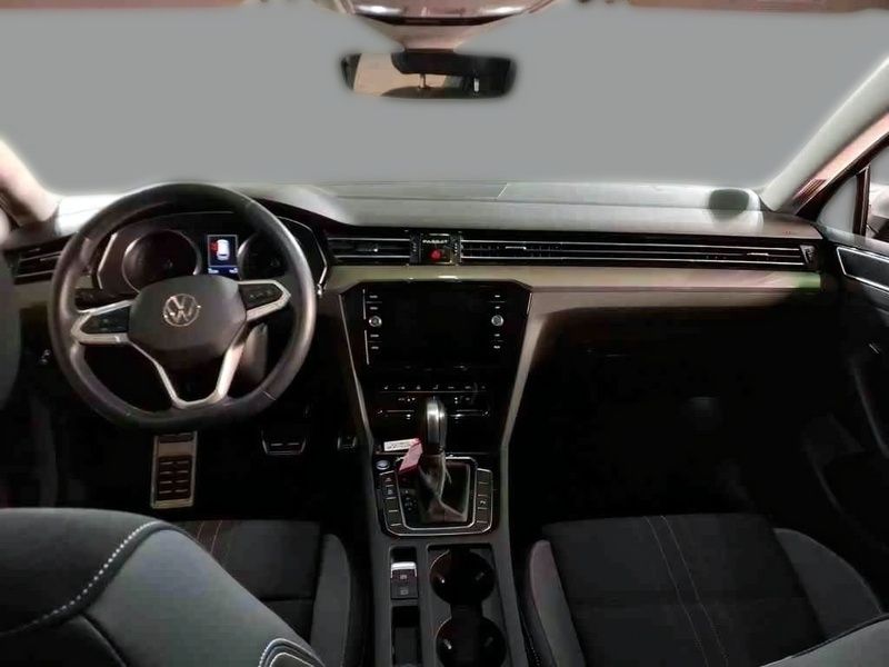 Gebraucht VW Passat Alltrack 200 PS (147 kW) 2023 Grau Kombi