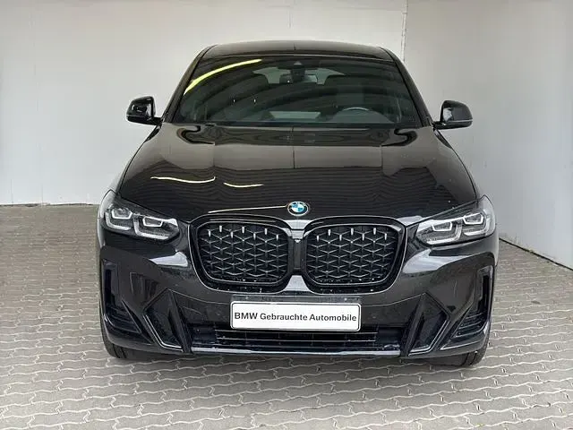 Gebraucht BMW X4 M Sport 190 PS (139 kW) 2022 Schwarz SUV