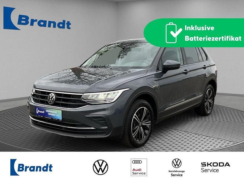 Gebraucht VW Tiguan Active 245 PS (180 kW) 2022 Grau SUV