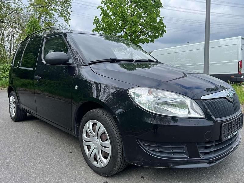 Schwarzmagic perleffekt Gebraucht 2012 Skoda Roomster Kombi | 3.600 € (Guter Preis) - Bild 1/4