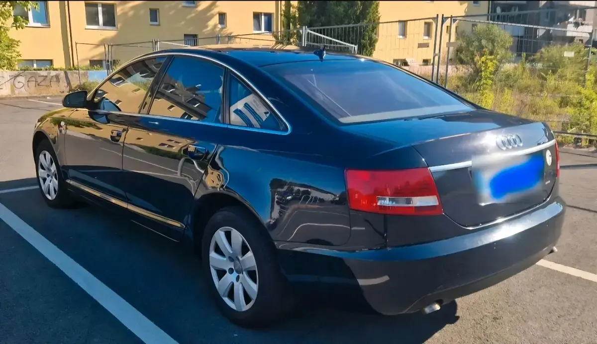 Gebraucht Audi A6 179 PS (131 kW) 2005 Blau Limousine