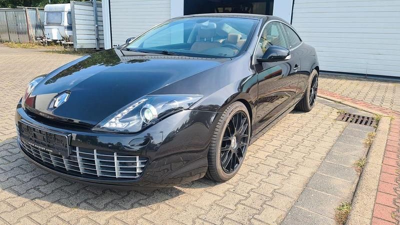 Schwarz Gebraucht 2013 Renault Laguna III Bose Edition Coupé | 8.999 € (Etwas zu teuer) - Bild 1/4