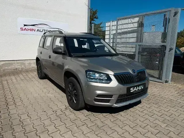 Gebraucht Skoda Yeti Active 110 PS (80 kW) 2015 Beige SUV