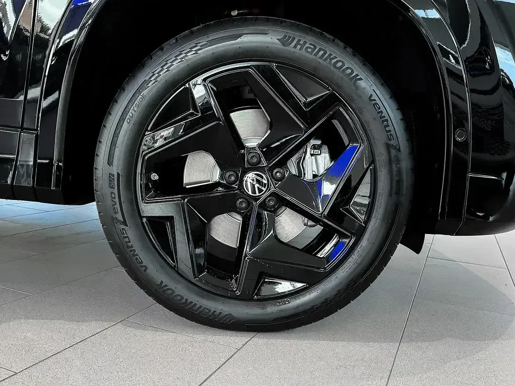 Gebraucht VW Tayron Style 110 PS (80 kW) 2026 Schwarz SUV