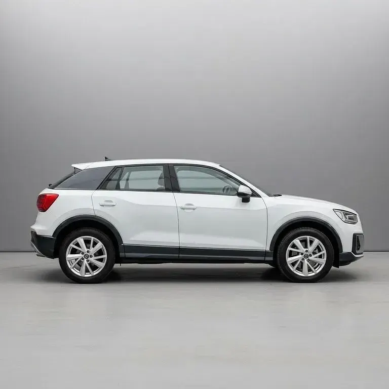 Używany Audi Q2 Advanced 150 KM (110 kW) 2023 Biały SUV