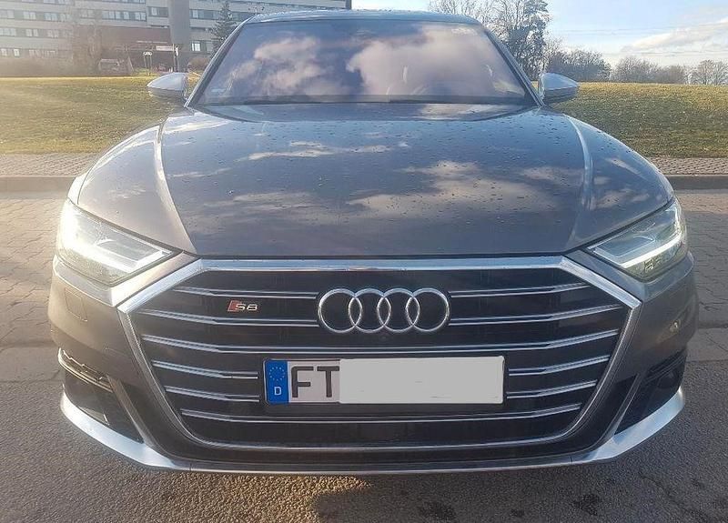 Gebraucht Audi S8 Sport 571 PS (419 kW) 2021 Braun Limousine