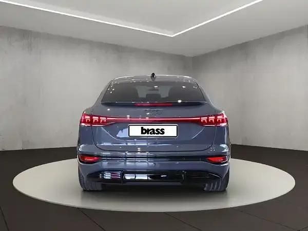 Neu Audi e-tron Ambiente 225 kW (306 PS) 2025 Magnetgrau SUV