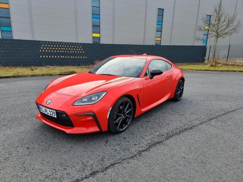 Rot Gebraucht 2023 Toyota GR86 Coupé | 33.000 € (Fairer Preis) - Bild 1/4