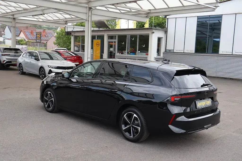 Usata Opel Astra 131 CV (96 kW) 2025 Nero Utilitaria