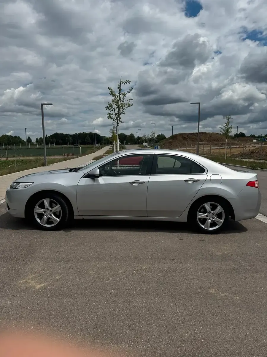 Occasion Honda Accord 180 ch (132 kW) 2011 Argent Berline