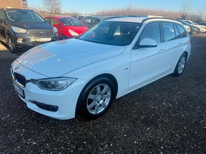 Gebraucht BMW 320 Luxury Line 163 PS (119 kW) 2013 Weiß Kombi