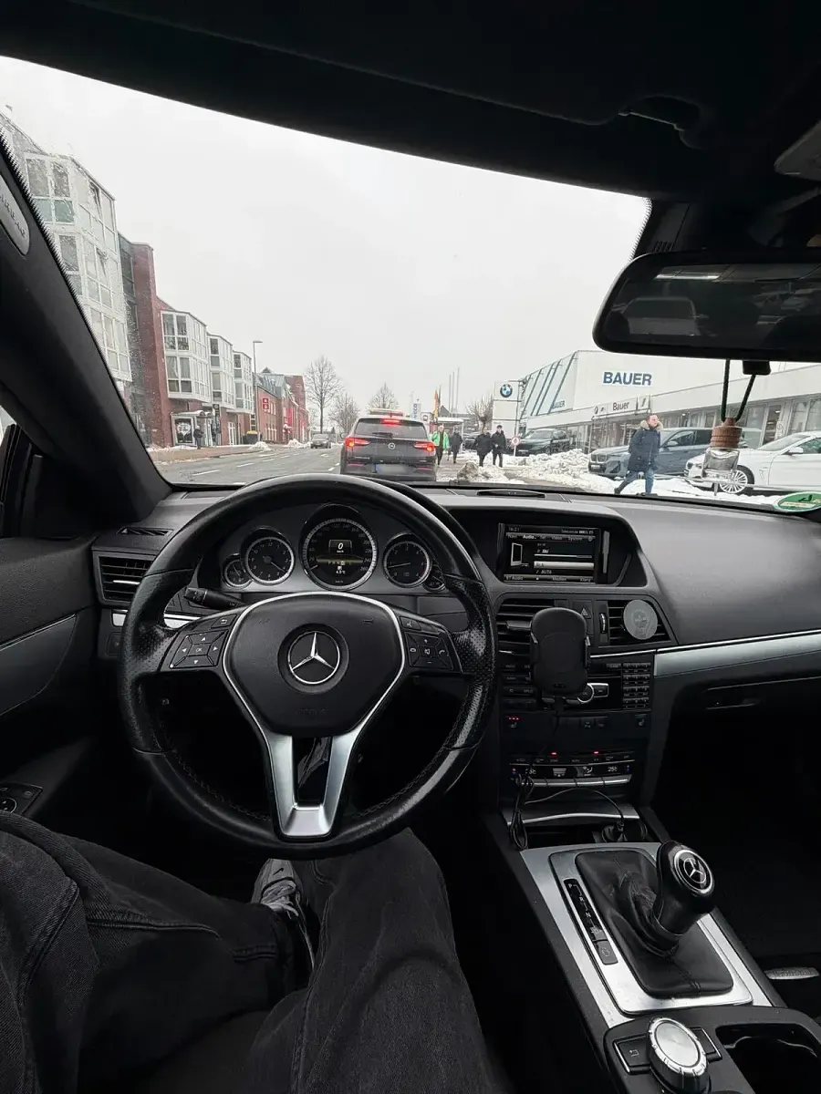 Gebraucht Mercedes E350 265 PS (194 kW) 2012 Coupé
