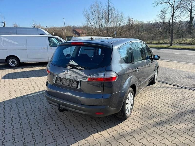 Gebraucht Ford S-MAX Titanium 140 PS (102 kW) 2007 Grau Van / Kleinbus