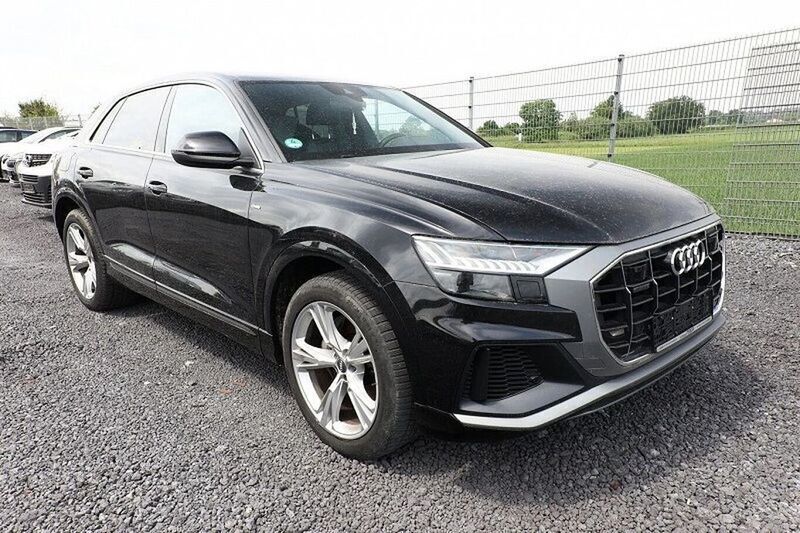 Schwarz Gebraucht 2020 Audi Q8 S-Line SUV | 56.949 € (Guter Preis) - Bild 1/4