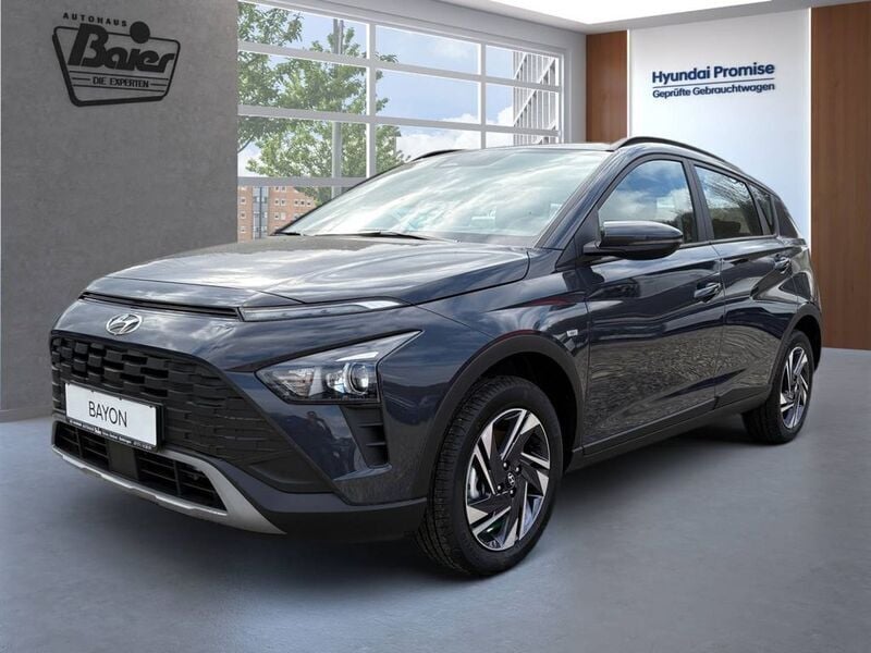 Grau Neu 2024 Hyundai Bayon Trend SUV | 18.700 € (Superpreis) - Bild 1/4