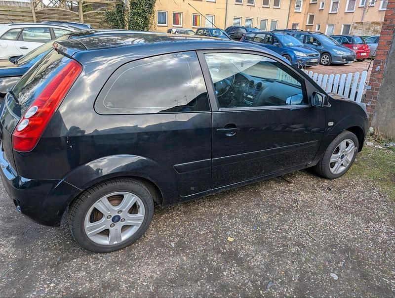 Gebraucht Ford Fiesta 70 PS (51 kW) 2023 Kleinwagen