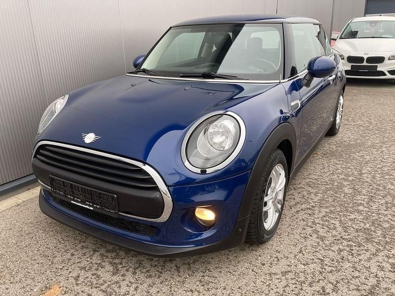 Gebraucht Mini ONE 75 PS (55 kW) 2015 Blau Kleinwagen