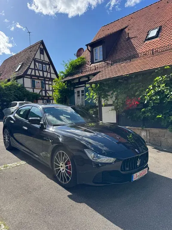 Gebraucht Maserati Ghibli 275 PS (202 kW) 2016 Schwarz Limousine