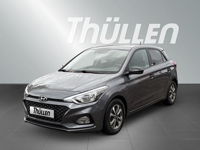 Grau Gebraucht 2020 Hyundai i20 Active Kleinwagen | 14.950 € (Fairer Preis) - Bild 1/4