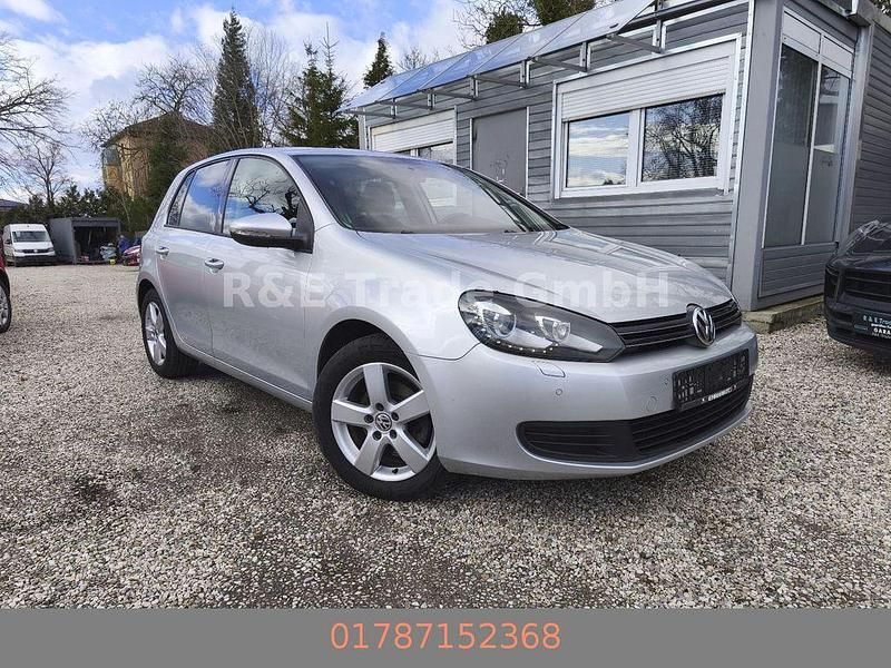 Gebraucht VW Golf VI 105 PS (77 kW) 2011 Silber Kleinwagen