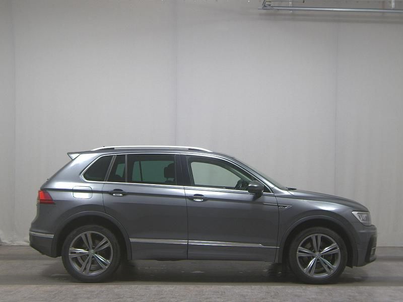Grau Gebraucht 2018 VW Tiguan R-line SUV | 18.680 € (Superpreis) - Bild 1/4