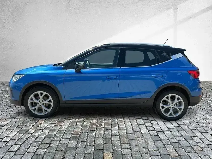 Gebraucht Seat Arona FR 110 PS (80 kW) 2022 Sapphire blau/midnig SUV