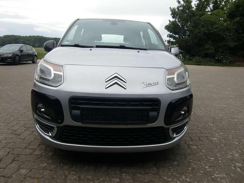 Silber Gebraucht 2009 Citroën C3 Picasso Tendance Van / Kleinbus | 2.700 € (Guter Preis) - Bild 1/4