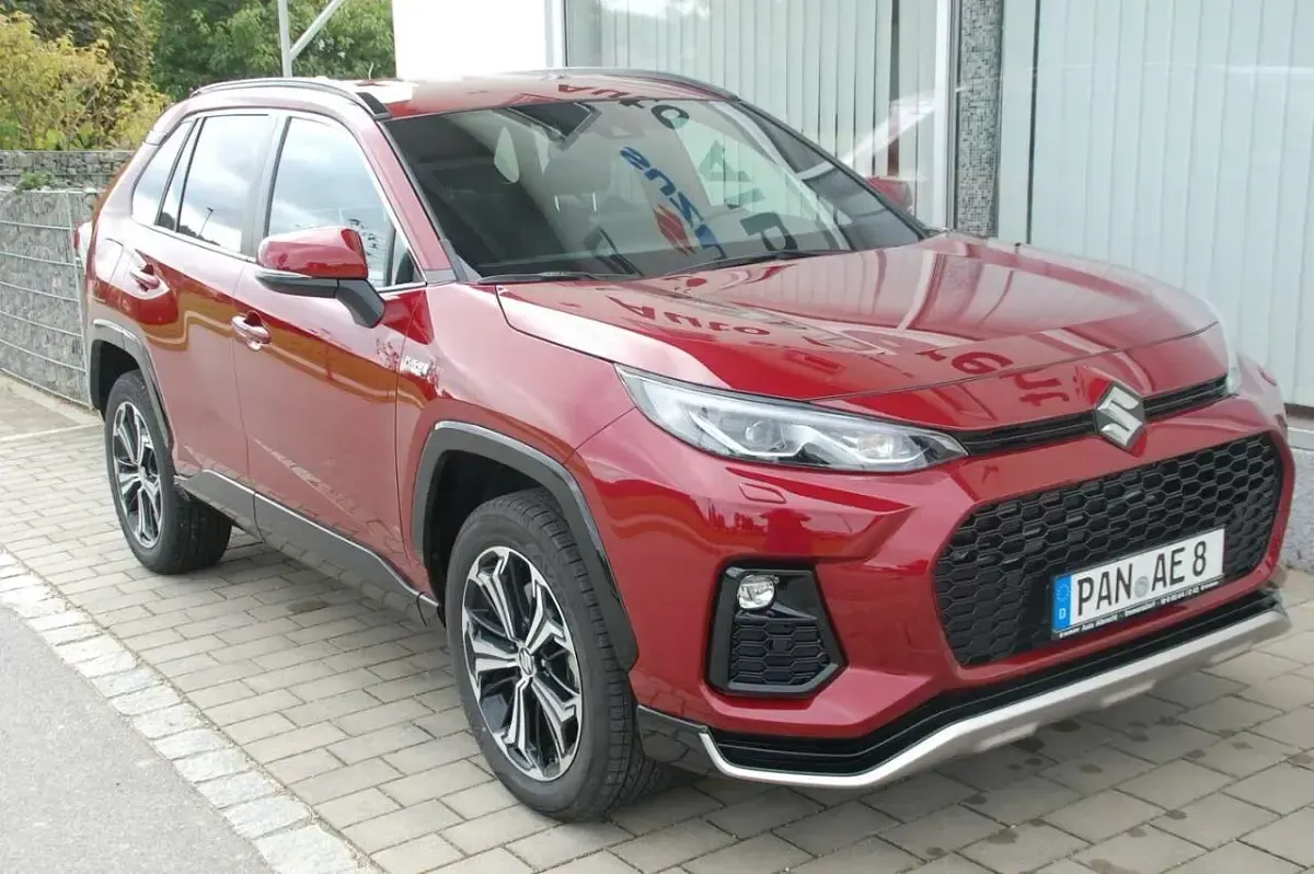Gebraucht Suzuki Across Comfort+ 306 PS (225 kW) 2025 Sensual red mica metallic SUV