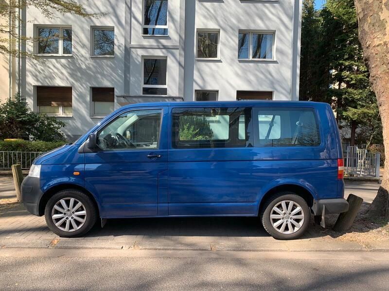 Blau Gebraucht 2005 VW T5 Van | 17.000 € - Bild 1/1