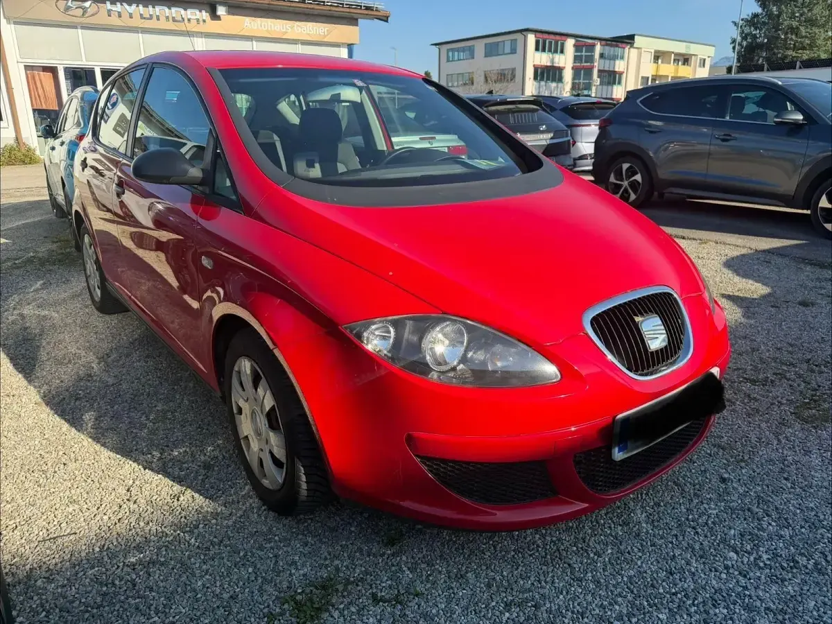 Gebraucht Seat Altea Fresh 102 PS (75 kW) 2006 Rot Van / Kleinbus