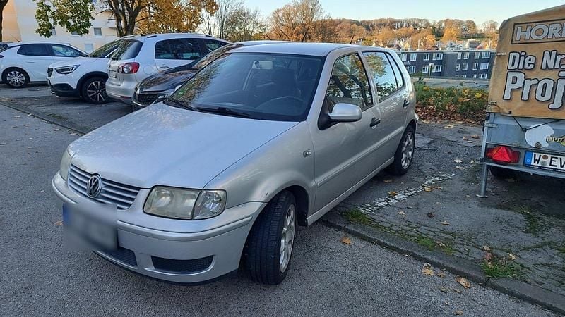 Gebraucht VW Polo 60 PS (44 kW) 2001 Silber Kleinwagen