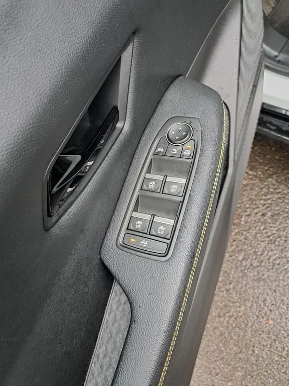 Gebraucht Renault Megane E-Tech Komfort 160 kW (218 PS) 2022 Weiß Limousine