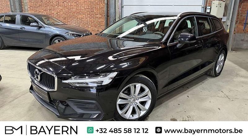Gebraucht Volvo V60 Momentum 150 PS (110 kW) 2019 Schwarz Kombi