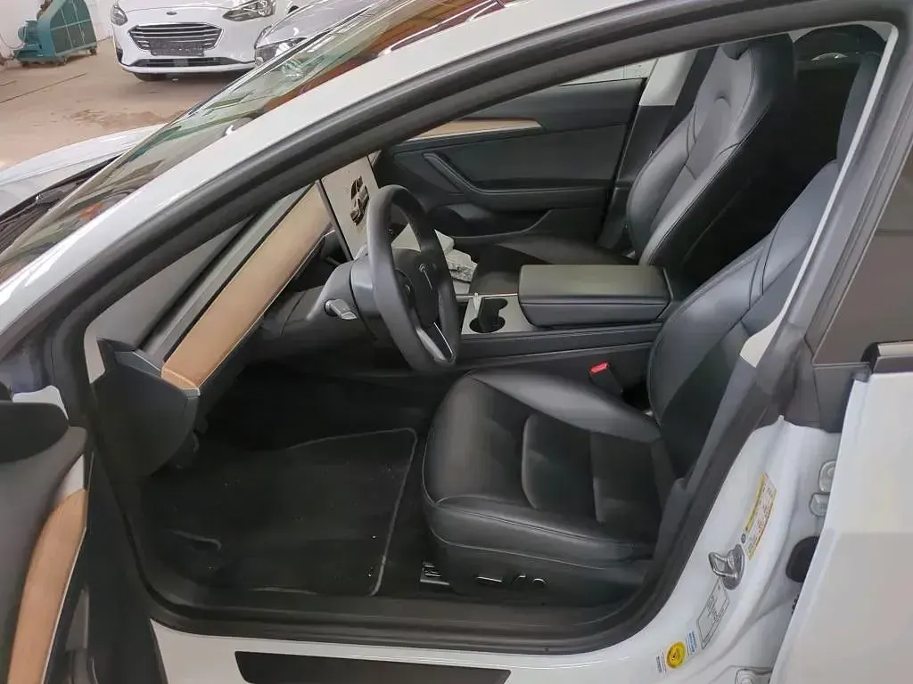 Usata Tesla Model 3 324 kW (441 CV) 2022 Bianco Berlina