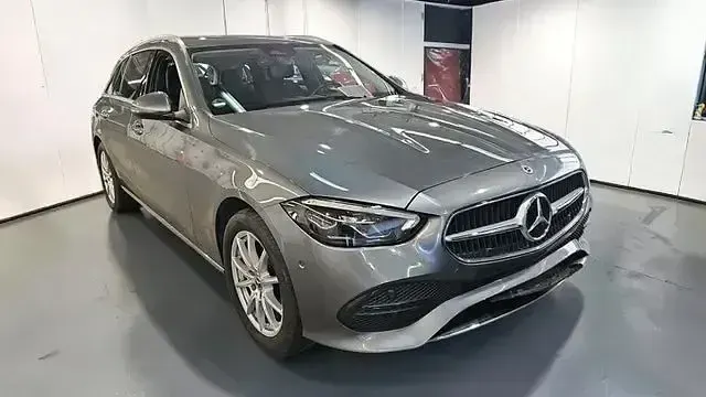 Second-hand Mercedes C200 Avantgarde 205 CP (150 kW) 2022 Gri Break