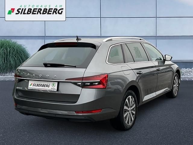 Gebraucht Skoda Superb Style 150 PS (110 kW) 2023 Graphitegrau metallic Kombi