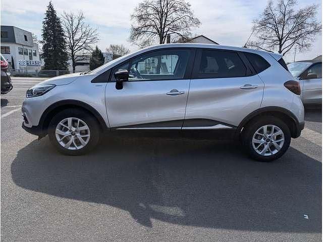 Gebraucht Renault Captur LIMITED 131 PS (96 kW) 2019 Grau (platingrau) SUV