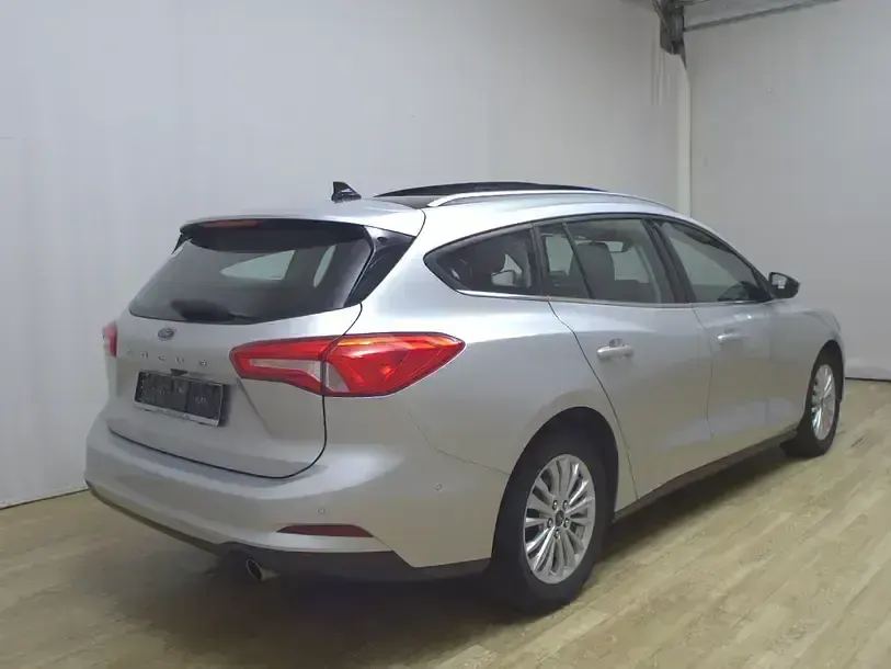 Gebraucht Ford Focus Titanium 150 PS (110 kW) 2020 Silber Kombi