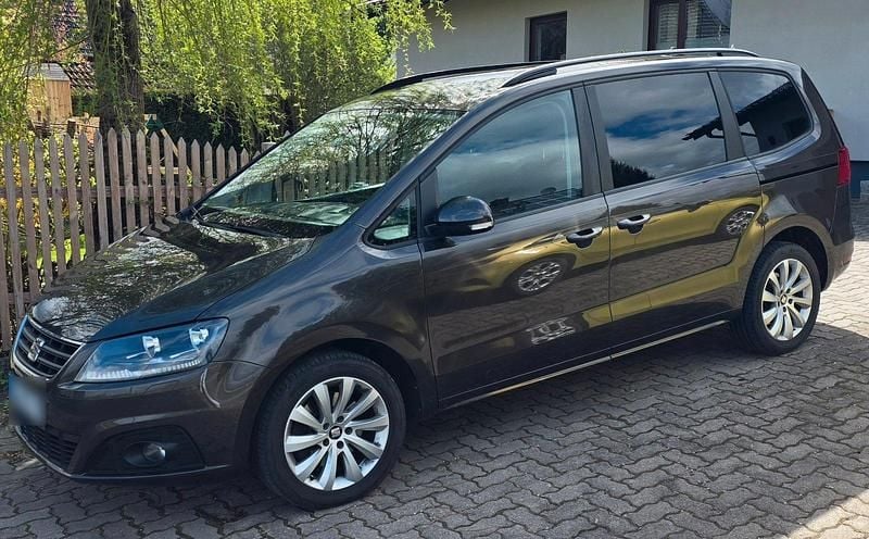 Używany Seat Alhambra 184 KM (135 kW) 2016 Brązowy Minivan