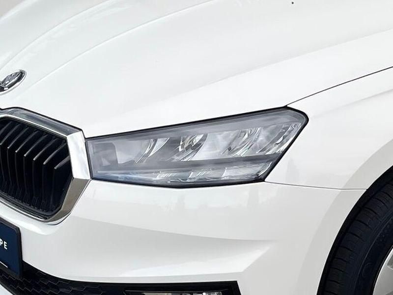 Gebraucht Skoda Fabia Selection 80 PS (58 kW) 2024 Weiß Limousine