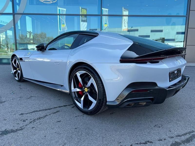 Neu Ferrari 12 Cilindri 829 PS (609 kW) 2025 Weiß