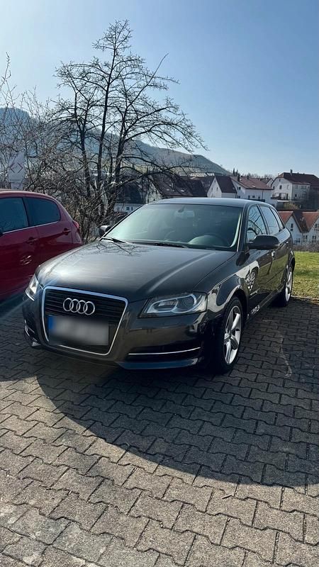 Gebraucht Audi A3 160 PS (117 kW) 2012 Grau Kleinwagen