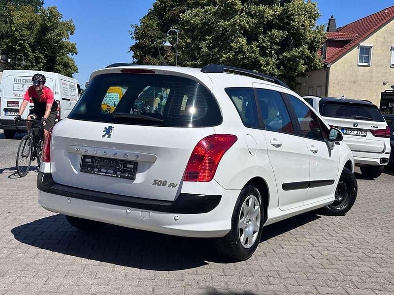 Gebraucht Peugeot 308 SW Tendance 109 PS (80 kW) 2010 Weiß Kombi