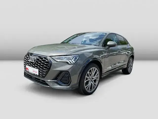 Gebraucht Audi Q3 Sportback Sport 150 PS (110 kW) 2026 Chronosgrau metallic SUV