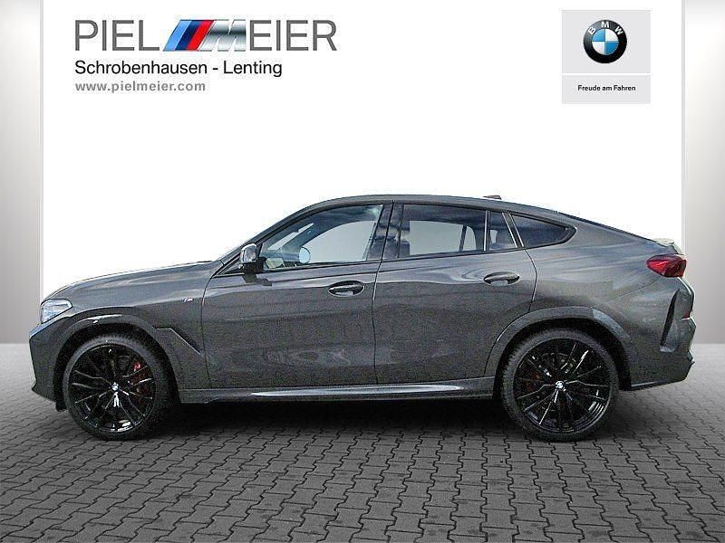 Gebraucht BMW X6 M50 Efficient Dynamics 530 PS (389 kW) 2023 Grau SUV
