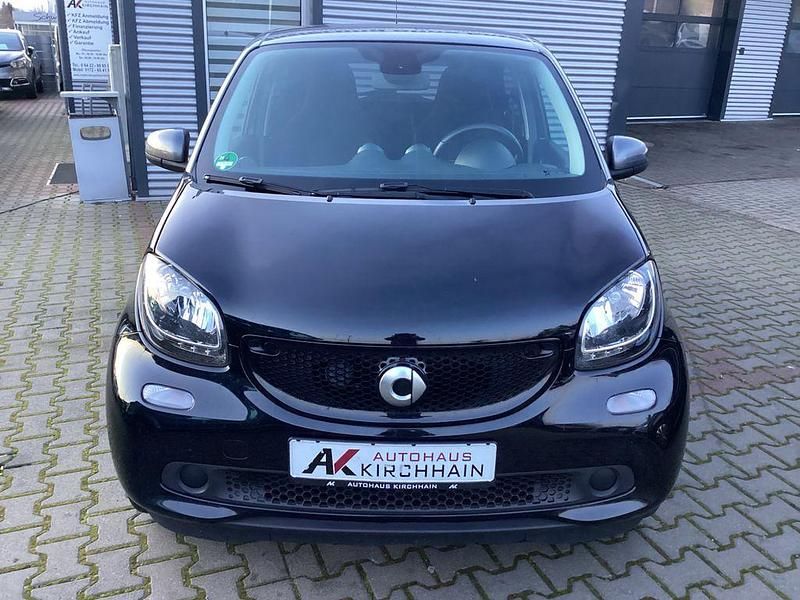 Gebraucht Smart ForFour Basis 71 PS (52 kW) 2018 Schwarz Kleinwagen