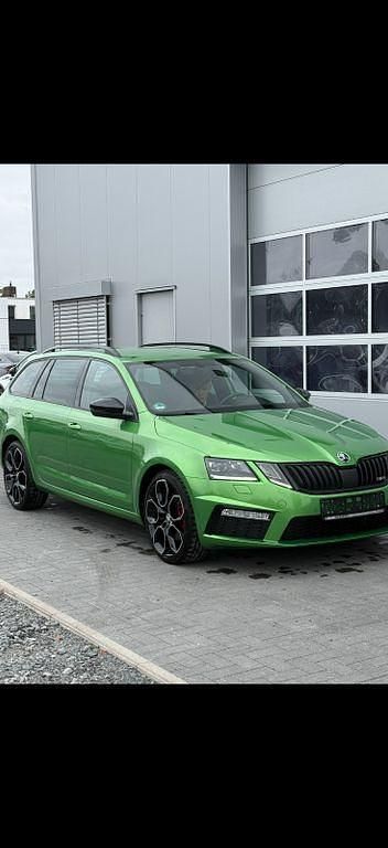 Gebraucht Skoda Octavia RS 184 PS (135 kW) 2018 Grün Kombi